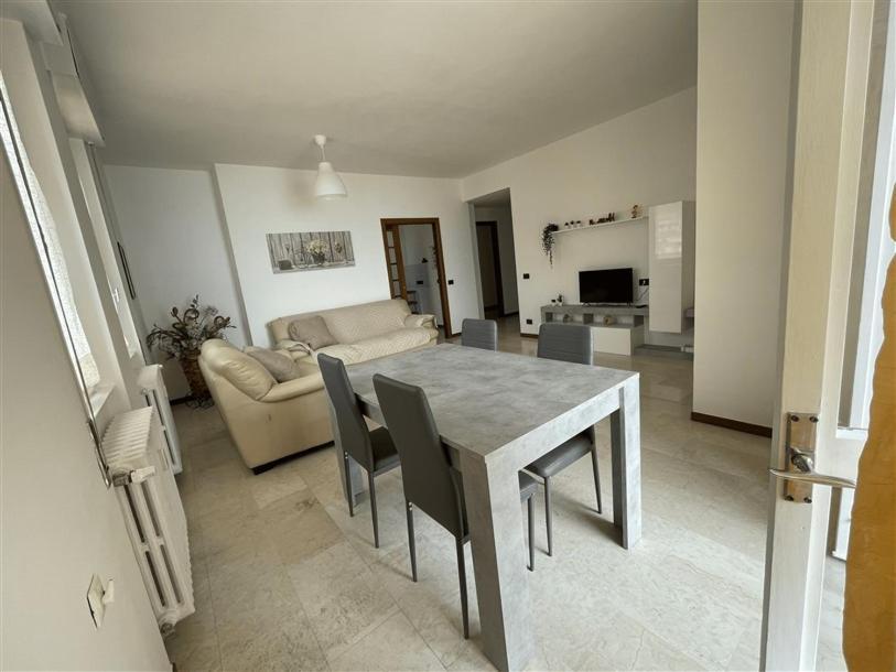 Iseolakerental - Casa Pluto Lovere Luaran gambar