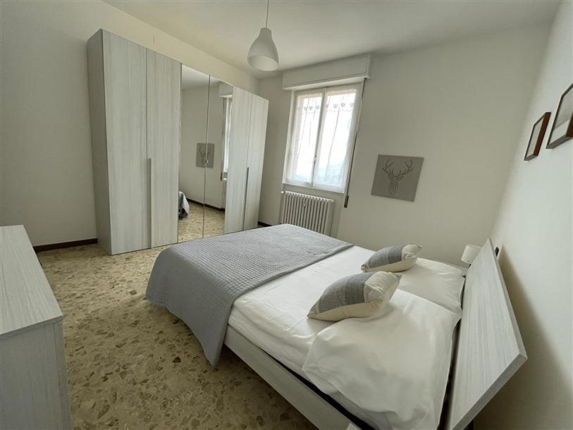 Iseolakerental - Casa Pluto Lovere Luaran gambar